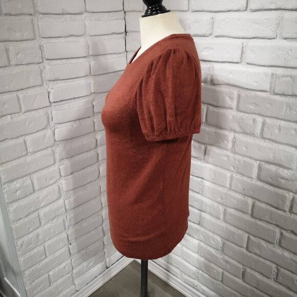 NWOT Ricki's Ladies Size Medium Rust Short Sleeves Lightweight Sweater - Picture 4 of 9